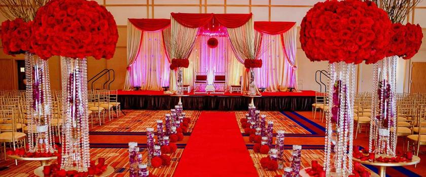 Wedding-Reception-Stage-Decorations